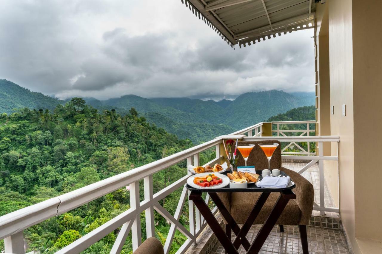 Cygnett Resort Mountain Breeze Нейнитал Екстериор снимка
